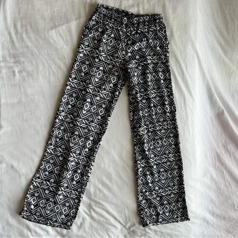 Justice Black & White Bohemian Light Weight Long Pants Size 12S